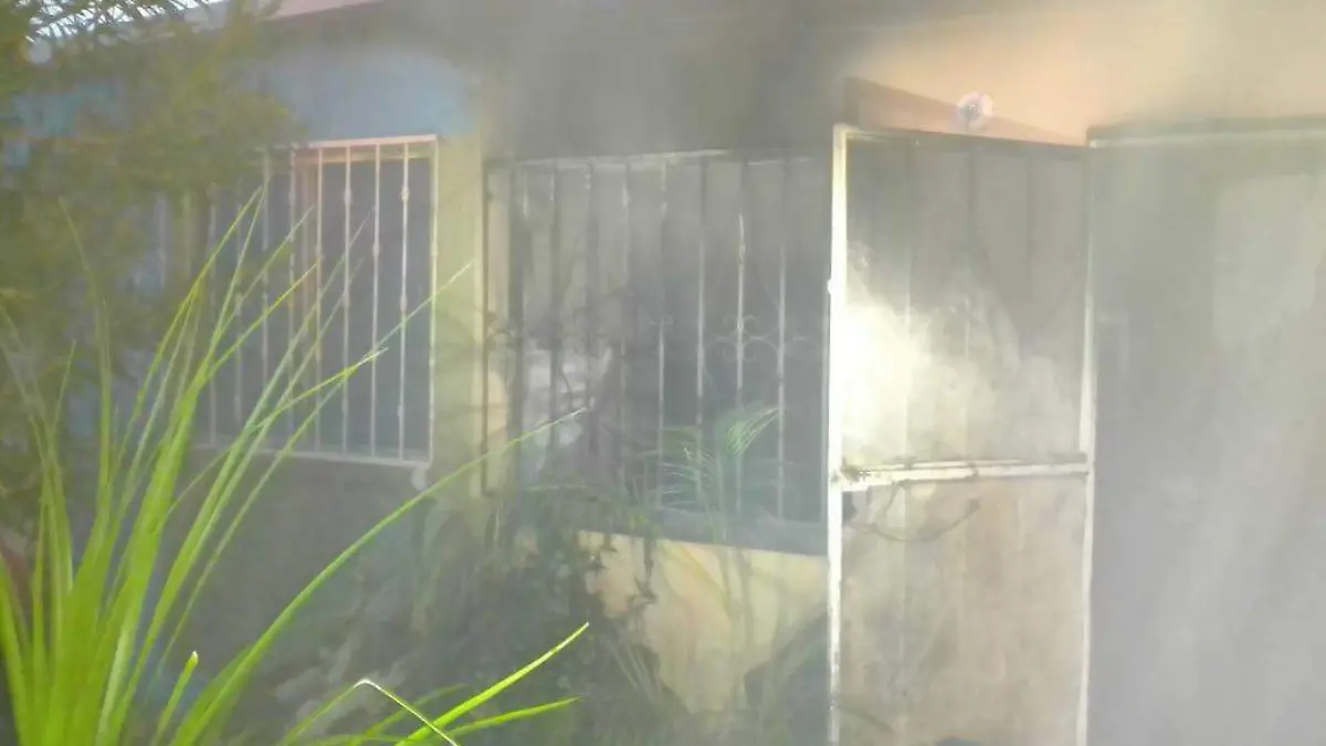 vivienda incendio ARMANDO AGUILAR